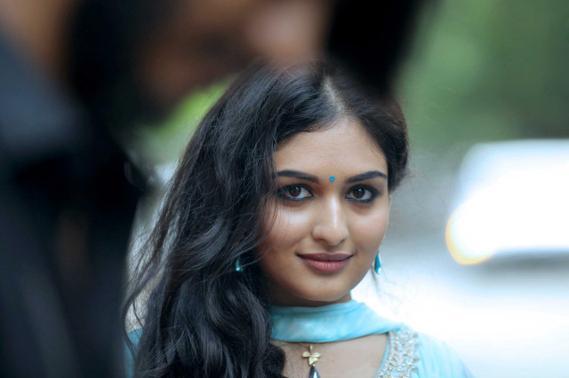 Woman blue blouse necklace man free wallpaper for desktop - medium preview image