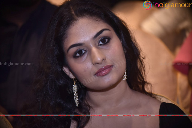 Woman long hair black dress #11 free wallpaper for desktop - medium preview image