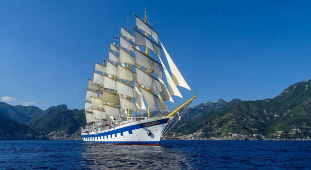 Large white blue ship sailing free wallpaper for desktop - medium preview image