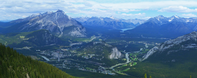 Valley mountains high view distance free wallpaper for desktop - medium preview image