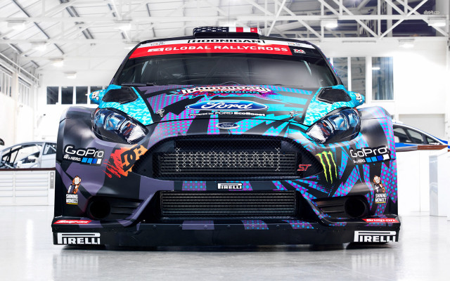 Racing car garage hood livery free wallpaper for desktop - medium preview image