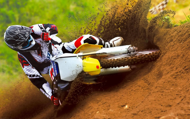 Dirt bike ride track park free wallpaper for desktop - medium preview image