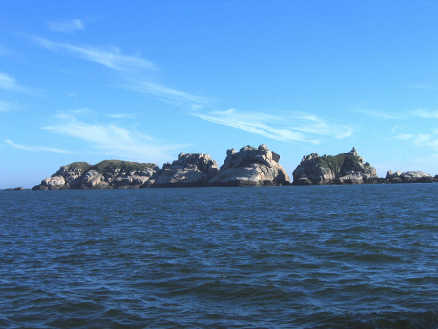 Rocks ocean sky clouds background free wallpaper for desktop - medium preview image