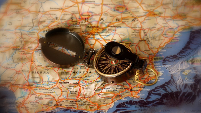 Compass cap map europe asia free wallpaper for desktop - medium preview image