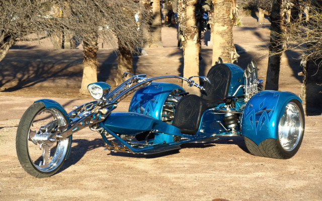 Blue motorcycle sidecar dirtroad trees free wallpaper for desktop - medium preview image