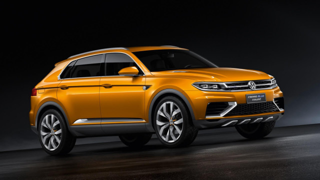 Yellow volkswagen suv dark room free wallpaper for desktop - medium preview image
