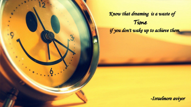 Smiley clock quote image free wallpaper for desktop - medium preview image