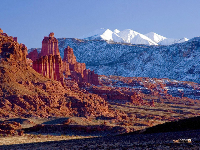 Snowy mountain range blue sky #7 free wallpaper for desktop - medium preview image