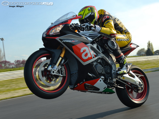 Motorcycle race track helmet action free wallpaper for desktop - medium preview image