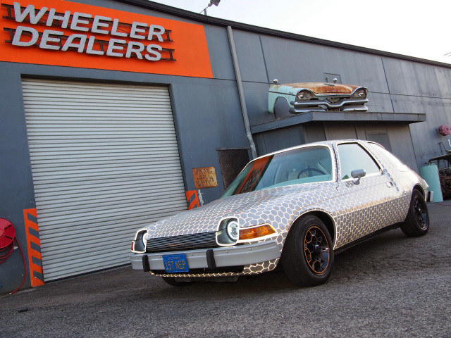 Car building wheeler dealers retrofuturism free wallpaper for desktop - medium preview image