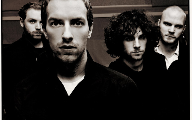 Group men room wall camera free wallpaper for desktop - medium preview image