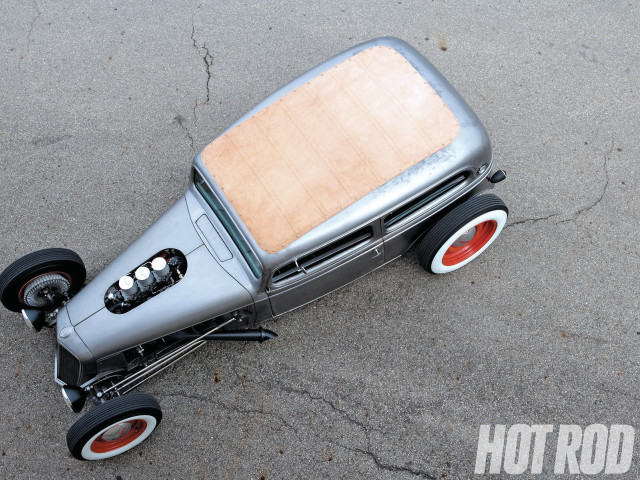 Toy car wooden seat airbrush free wallpaper for desktop - medium preview image