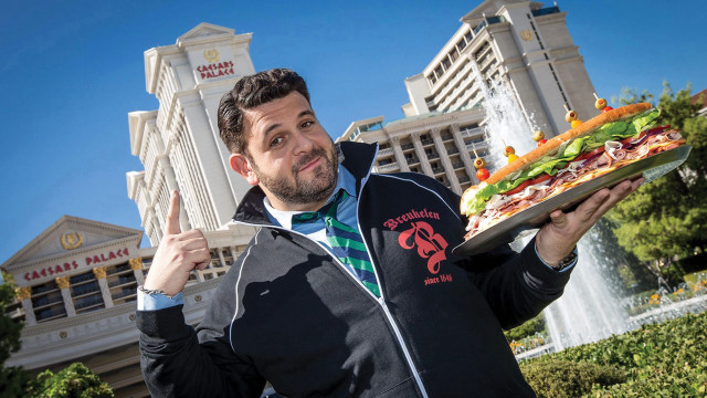 Man holding tray food hotel free wallpaper for desktop - medium preview image