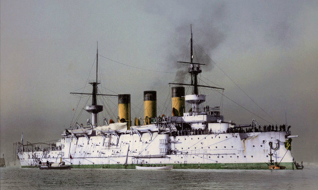 Large white ship smoke stacks free wallpaper for desktop - medium preview image