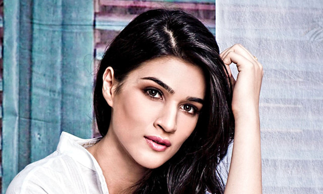 Woman long hair posing picture #5 free wallpaper for desktop - medium preview image