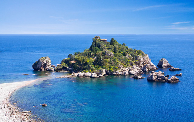 Small island house boat ocean free wallpaper for desktop - medium preview image