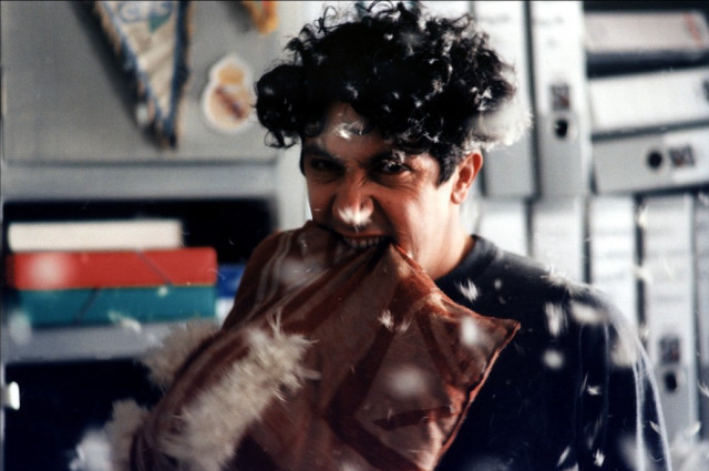 Man holding hand face snow free wallpaper for desktop - medium preview image