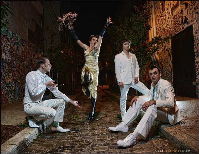 People steps building woman dress free wallpaper for desktop - medium preview image