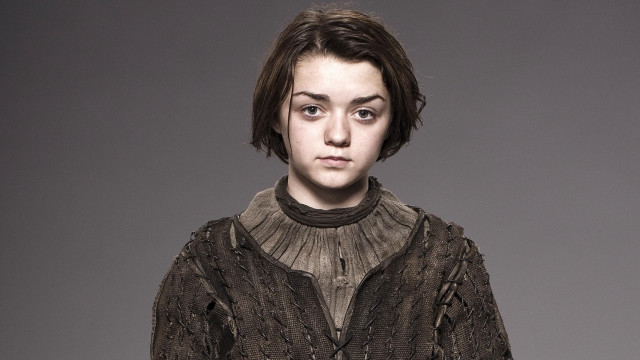 Serious woman portrait shoulders expression free wallpaper for desktop - medium preview image