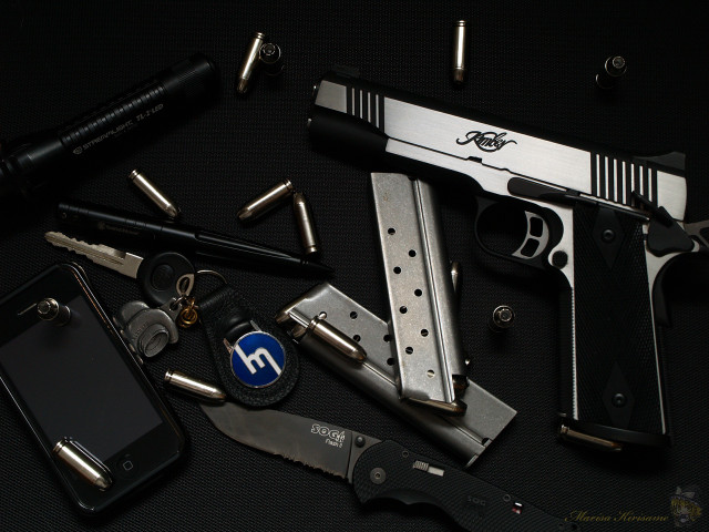 Gun knife cellphone pen table free wallpaper for desktop - medium preview image