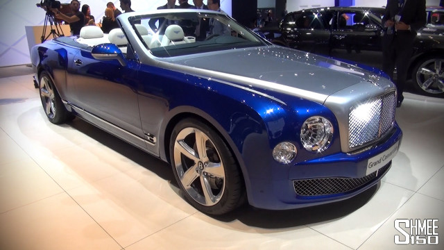 Blue car showroom people woman free wallpaper for desktop - medium preview image