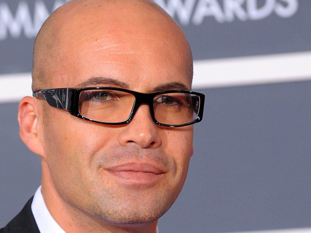 Bald man glasses suit redcarpet free wallpaper for desktop - medium preview image