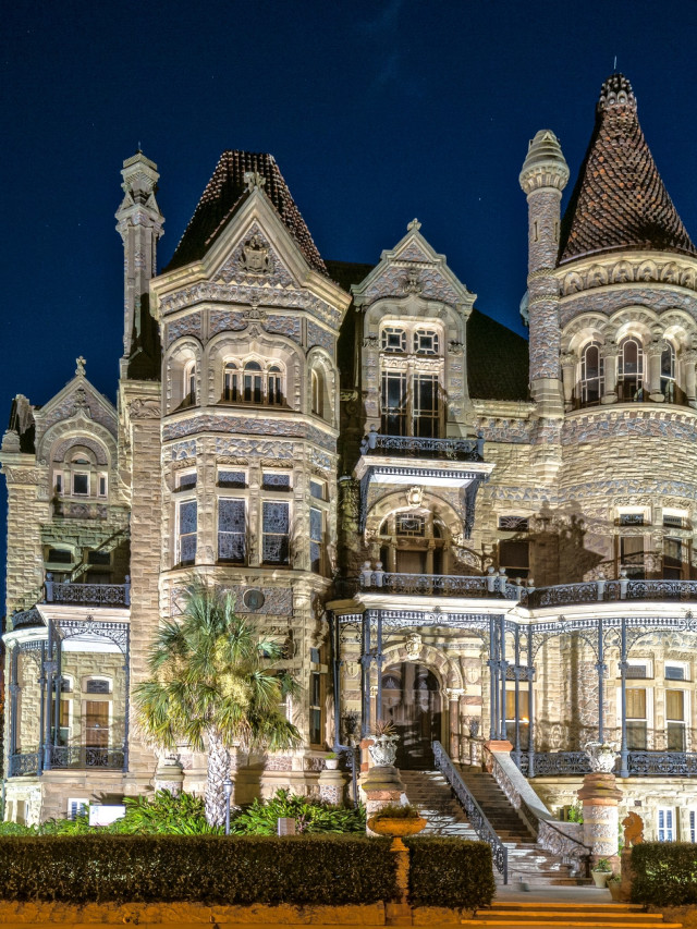 Large building windows clock tower #2 free wallpaper for mobile - medium preview image