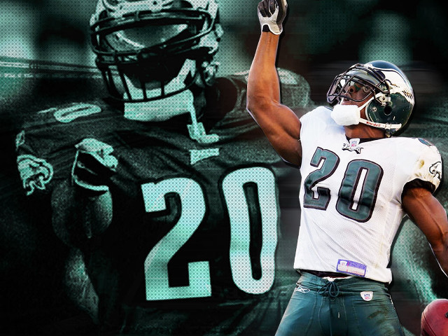 Football player holding ball background #4 free wallpaper for desktop - medium preview image