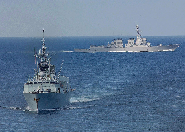 Two ships ocean near water free wallpaper for desktop - medium preview image