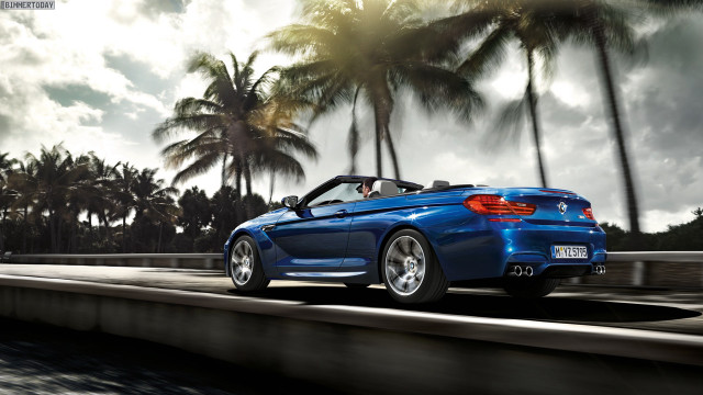 Blue convertible car palm trees free wallpaper for desktop - medium preview image