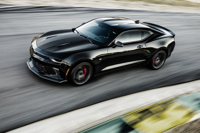 Black sports car speed limit free wallpaper for desktop - medium preview image