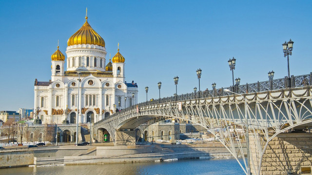 Bridge river cathedral golden domes free wallpaper for desktop - medium preview image