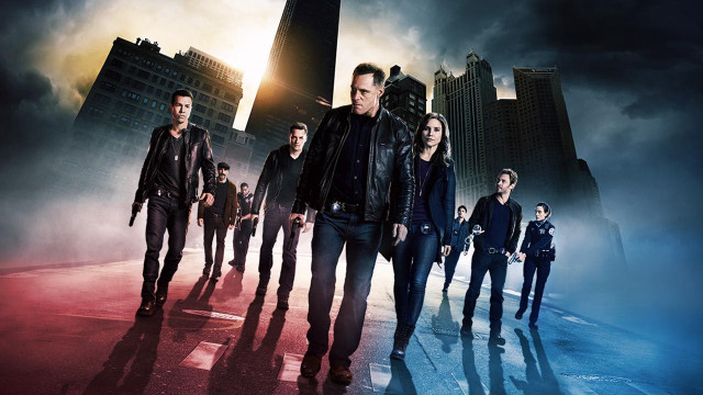 City night full moon people free wallpaper for desktop - medium preview image