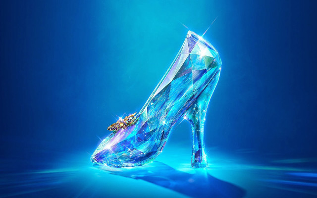 High heeled shoe jeweled decoration #3 free wallpaper for desktop - medium preview image