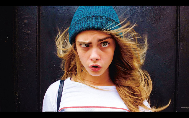 Surprised woman hat door night free wallpaper for desktop - medium preview image