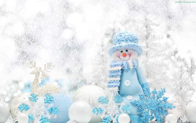 Snowman christmas decorations snowflakes winter free wallpaper for desktop - medium preview image