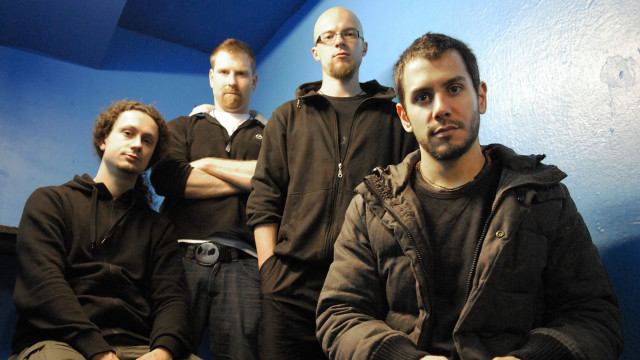 Men sitting room blue walls free wallpaper for desktop - medium preview image