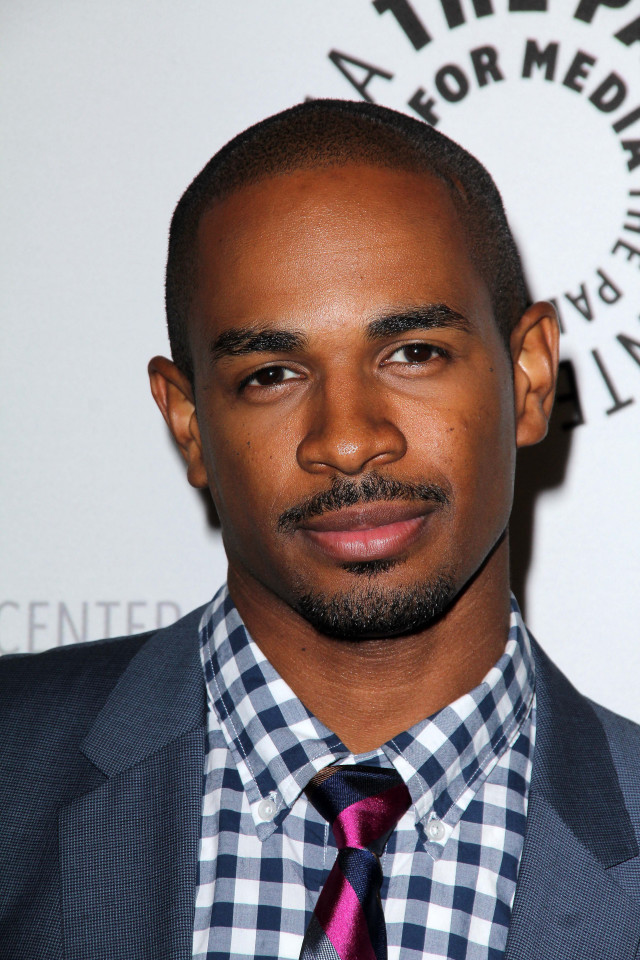 Man suit tie party event #2 free wallpaper for mobile - medium preview image