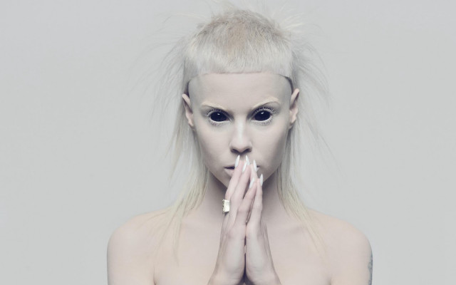 White hair surprised cyberpunk daphne free wallpaper for desktop - medium preview image