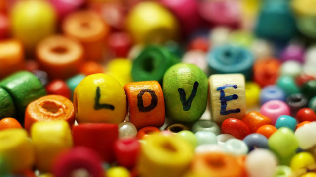 Love beads crossstitch naiveart blur free wallpaper for desktop - medium preview image