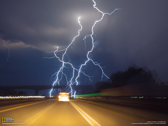 Lightning bolt highway night truck free wallpaper for desktop - medium preview image