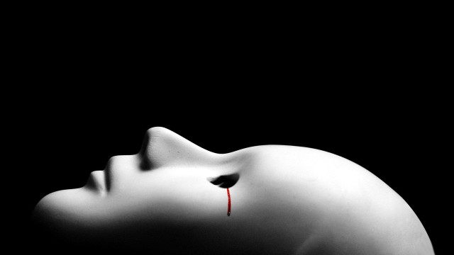 Woman bleeding eye red line free wallpaper for desktop - medium preview image