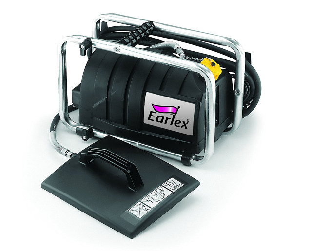 Black silver briefcase logo clipboard free wallpaper for desktop - medium preview image