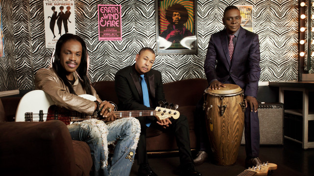 Three men couch guitar conga free wallpaper for desktop - medium preview image