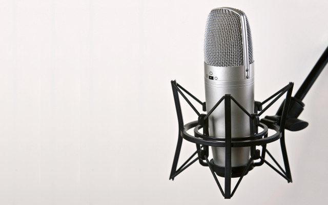 Microphone black stand white background free wallpaper for desktop - medium preview image