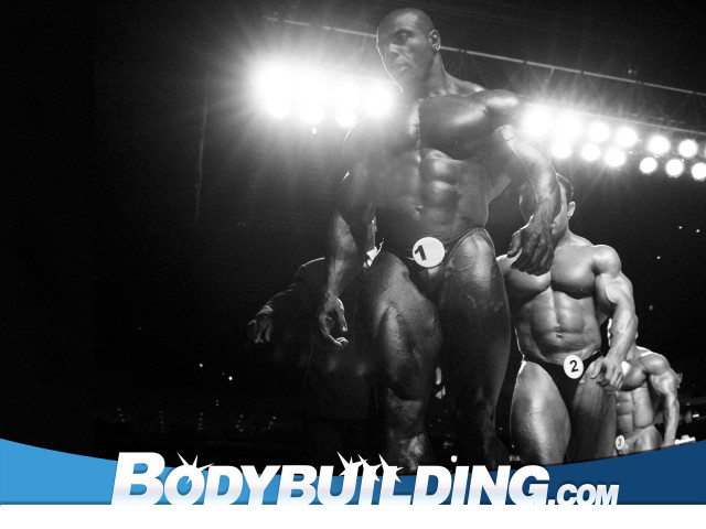 Bodybuilding competition stage men lights free wallpaper for desktop - medium preview image
