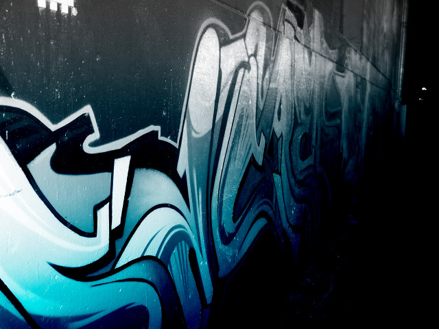 Graffiti wall blue white design free wallpaper for desktop - medium preview image