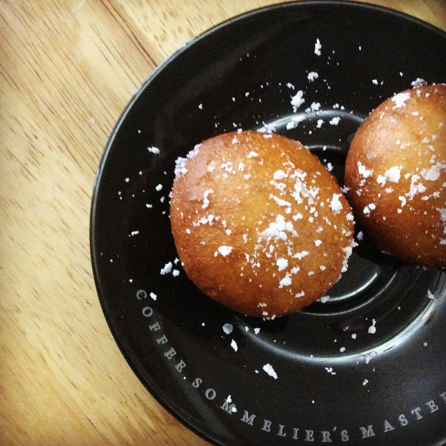 Sugary pastries black plate wooden free wallpaper for tablet - medium preview image