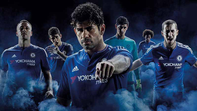 Soccer players blue smoke gun free wallpaper for desktop - medium preview image