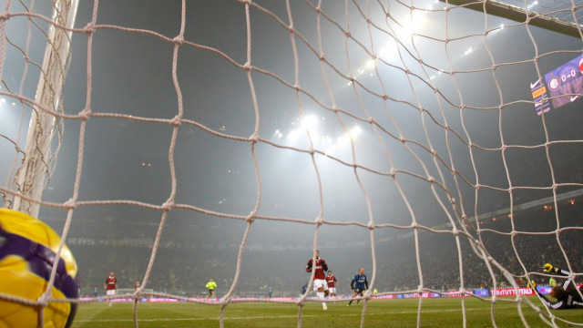 Soccer goalie air ball net free wallpaper for desktop - medium preview image